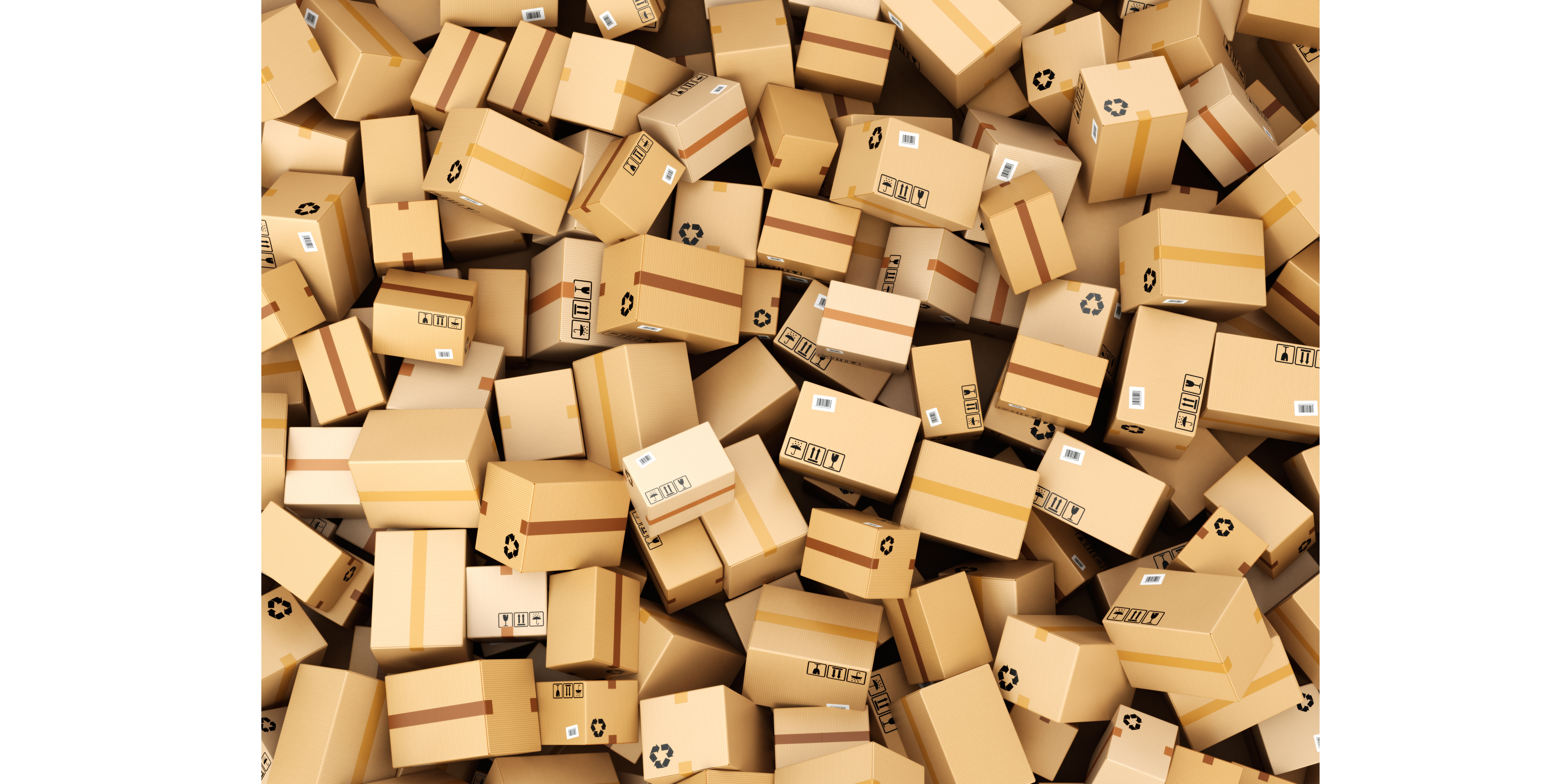 How does Amphora Logistics manage picking and packing?